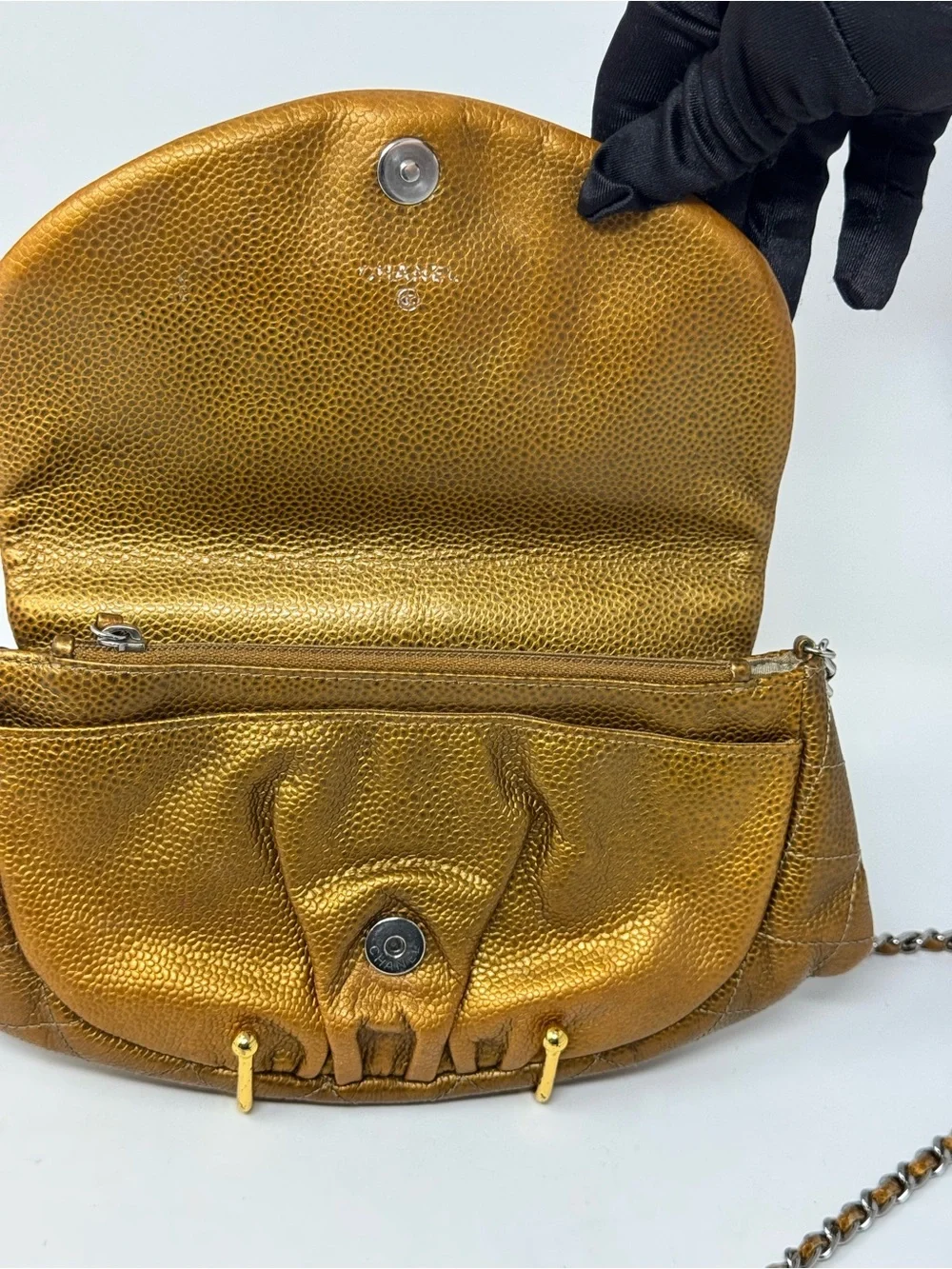 💎💎Preloved Chanel Gold Metallic Mini Half-Moon Caviar Wallet on Chain SHW
